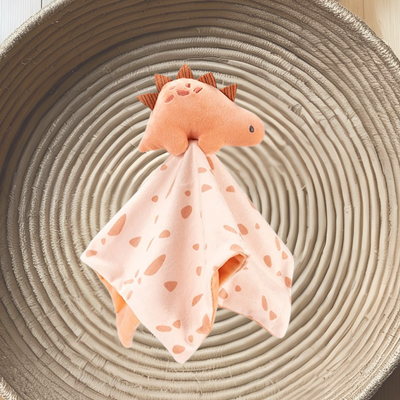 doudou dinosaure-stégosaure-compagnon de vie-rassurant et amusant